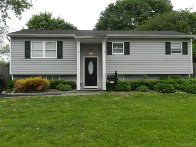 3105 Eagle Avenue, Medford, NY, 11763