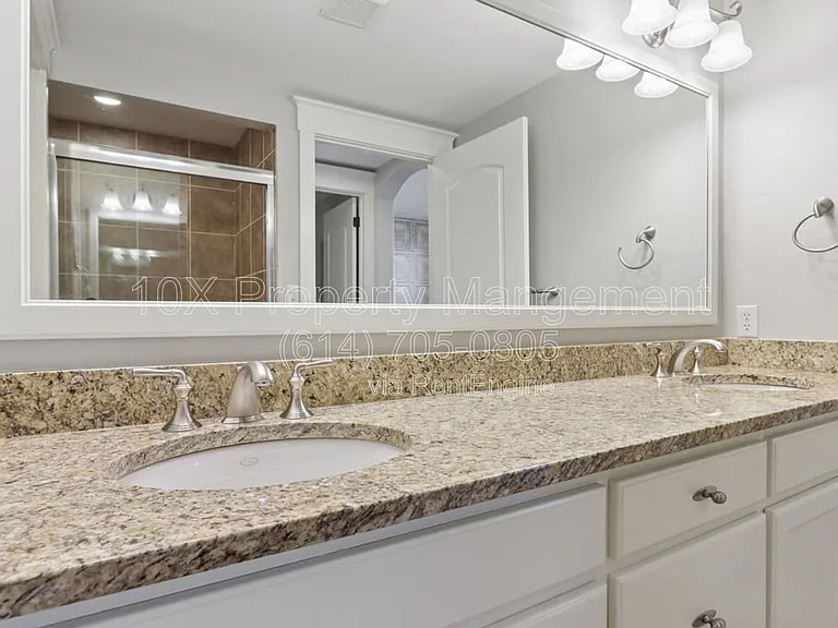 9045 Terrazza South Ct — Photo 26
