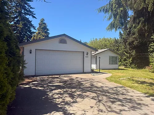 8606 Sloan Dr Photo 1