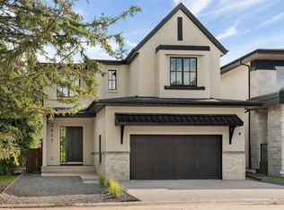 2917 N Lindstrom Dr SW, Calgary, AB T3E6E5