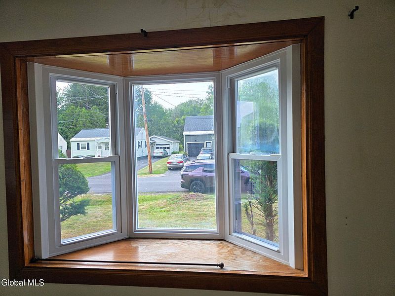 5th image of 5514 E Woodlawn Place