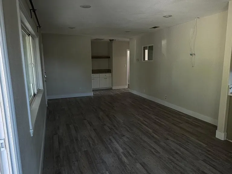 15664 Country Club Dr — Photo 10