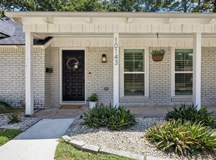 10143 Whiteside Ln, Houston, TX 77043