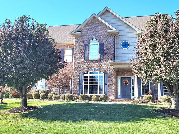 2nd image of 12612 Weatherstone Dr