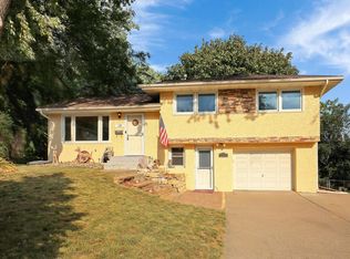139 17th Ave S, South Saint Paul, MN 55075