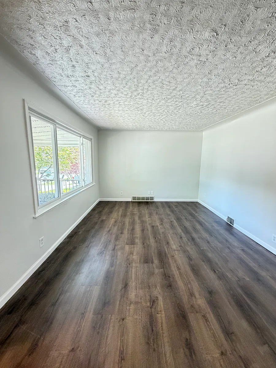 Building Photo - 8449 Fisher Ave