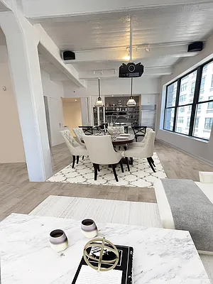 Rented by Owner | media 31