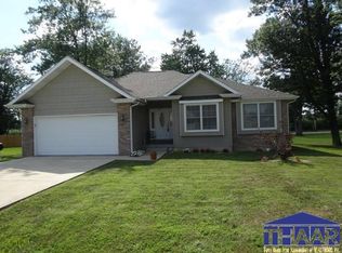 2878 Ashlea Ct, Terre Haute, IN 47805