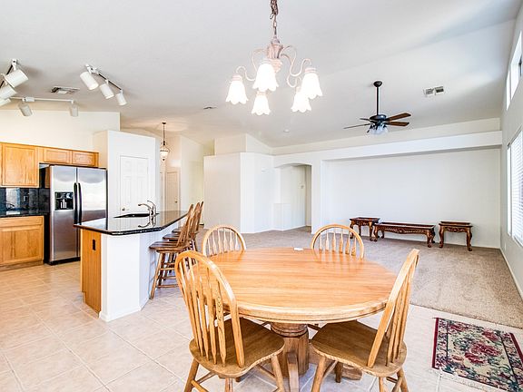3041 Breakfast, Kitchen _ Family Rooms
