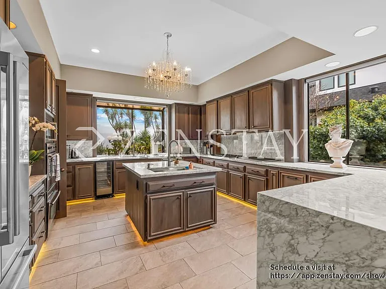 121 Great Circle Dr — Photo 9