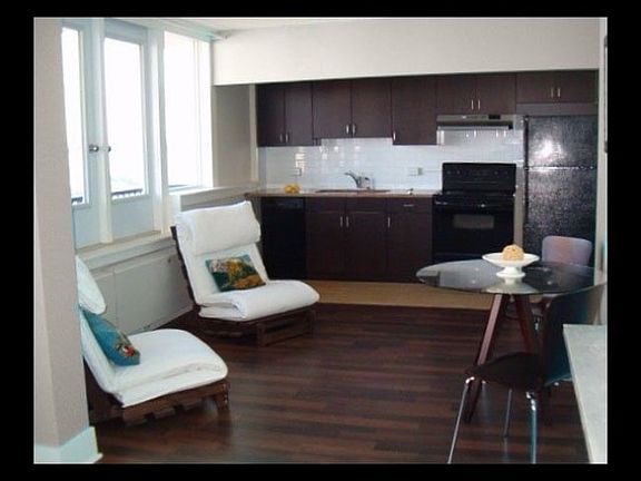 4th image of 8306 Jasper Ave