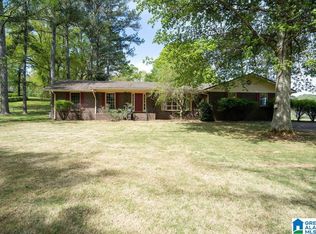 102 Burgess Dr, Springville, AL 35146