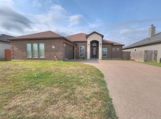 7829 Stampede Dr, Corpus Christi, TX 78414