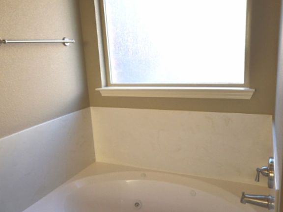 5th image of 11214 Canton Ave