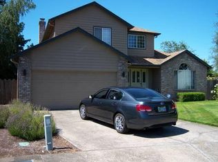 1452 Luella St, Eugene, OR 97401