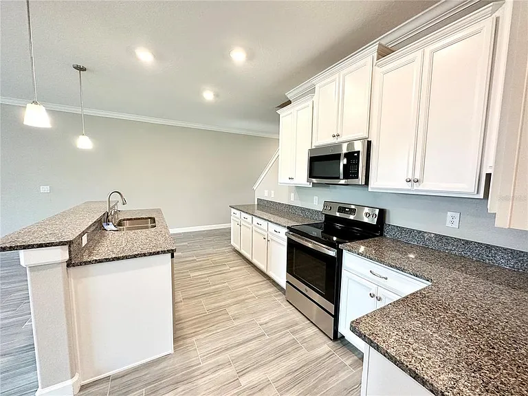 2201 Cerulean Sky Dr — Photo 11