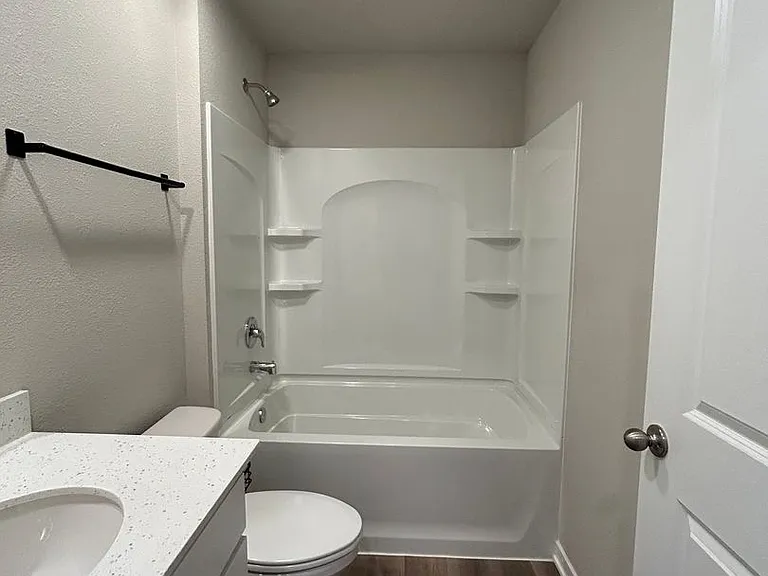 12660 S 204th Ave — Photo 36