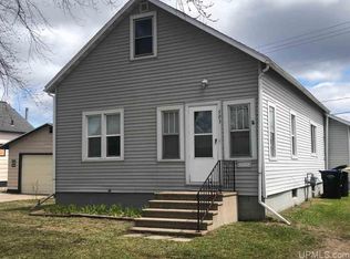 503 N 11th St, Gladstone, MI 49837