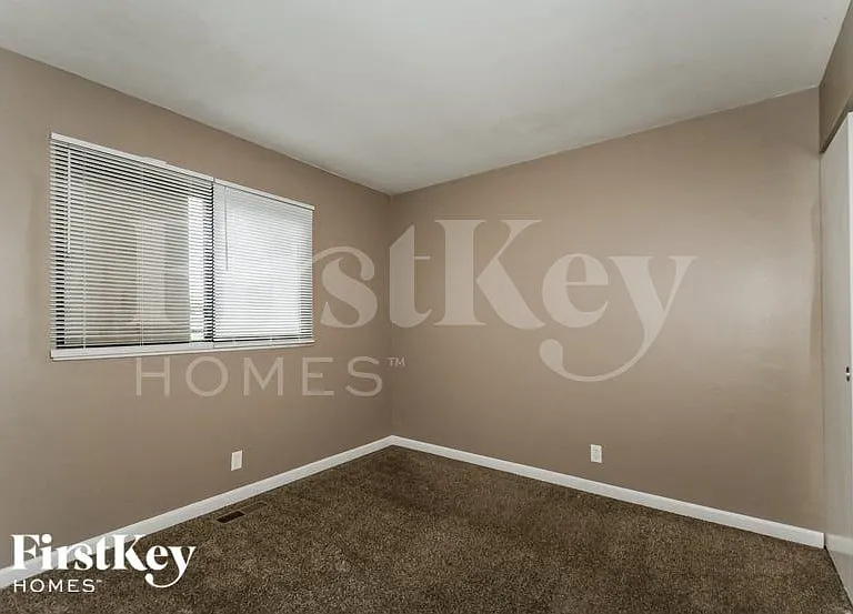 3574 Norberg Dr — Photo 11