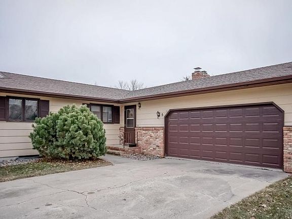 2nd image of 5 36th Avenue Cir S