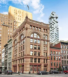 Sold by Liss Real Estate Group LLC