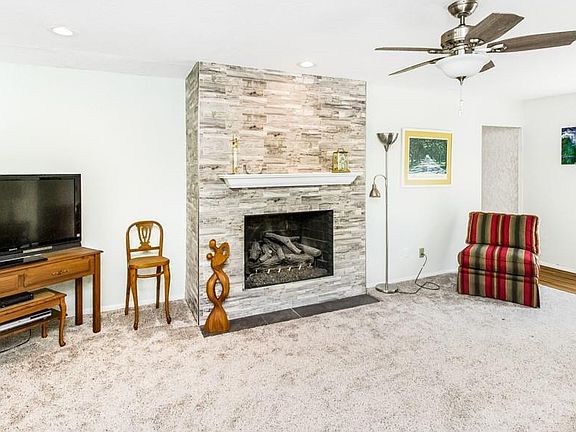 2nd image of 5030 Meadow Moss Ln