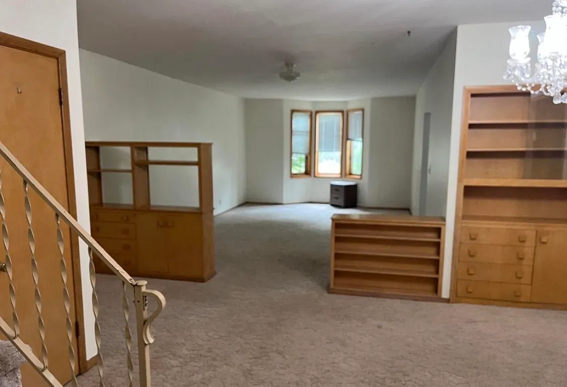 4 bed, $1,100 — Photo 3