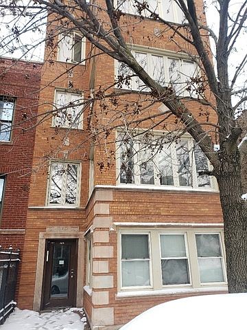 1st image of 3702 W Wrightwood Ave APT 3