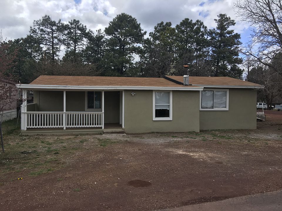 1st image of 2817 Lazy River Ln