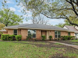 13030 Mitchwin Rd, Farmers Branch, TX 75234