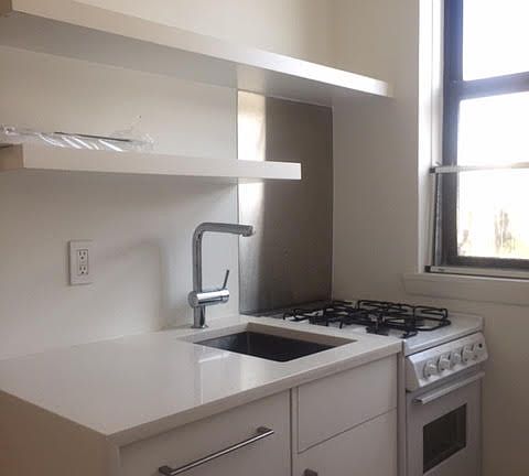 2nd image of 283 Bleecker St APT 4B