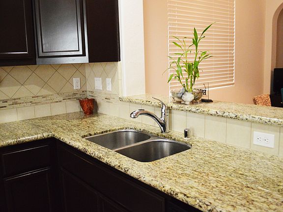 4th image of 3563 W Delta Ave