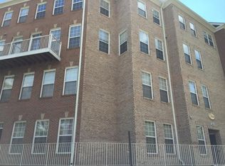 2651 Park Tower Dr #106, Vienna, VA 22180