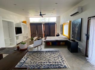 1021 21st St NW #1, Albuquerque, NM 87104