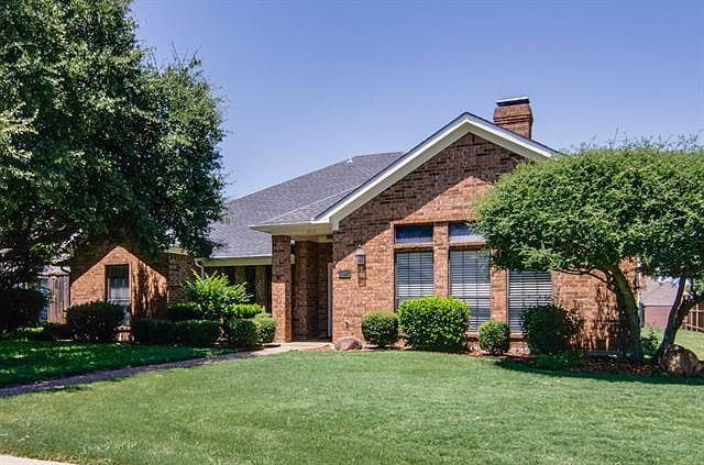 1st image of 1621 Tawakoni Ln