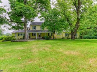 28 Hollow Brook Rd, Califon, NJ 07830