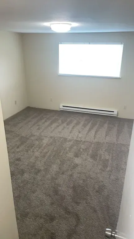 3 bed, $1,450 — Photo 3