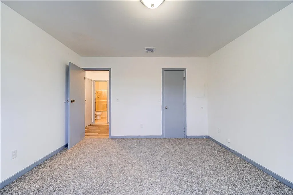 1 bed, 700 sqft, $1,550 — Photo 4