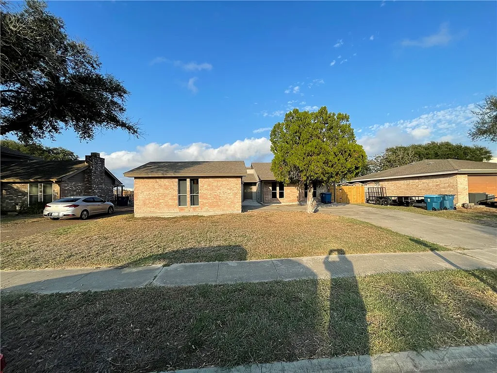 2020 Oak Ridge Dr, Portland TX - Owner Finance Home