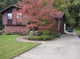 4008 Fellowship Dr, Bridgeville, PA