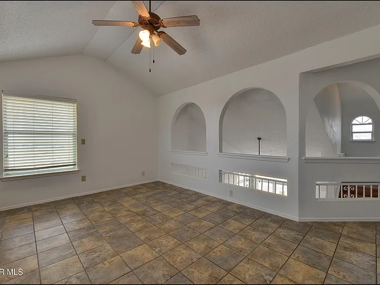 7958 Starry Night Dr — Photo 35