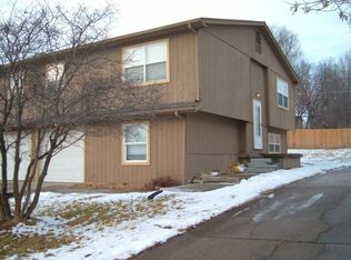 1307 Cynthia St, Lawrence, KS 66049