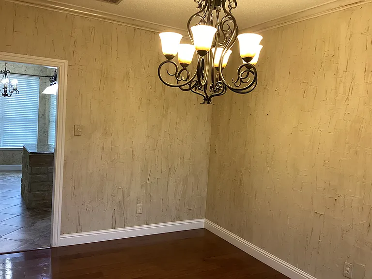 7774 Park Downs Dr — Photo 11