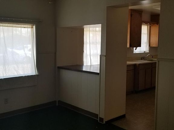 4th image of 3722 W Missouri Ave