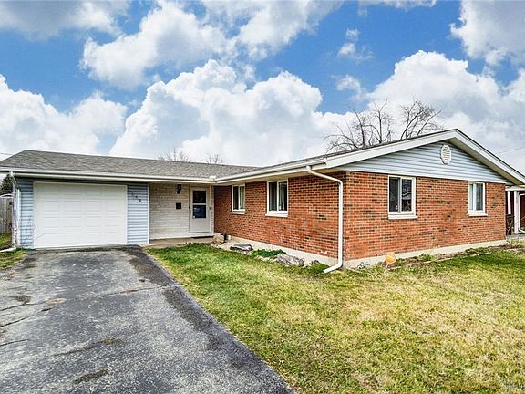 3rd image of 312 Huntsford Pl