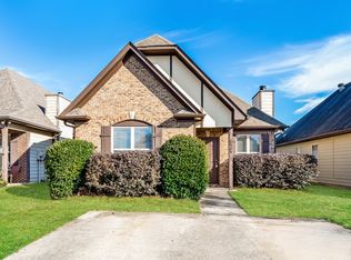 1120 Washington Dr, Moody, AL 35004