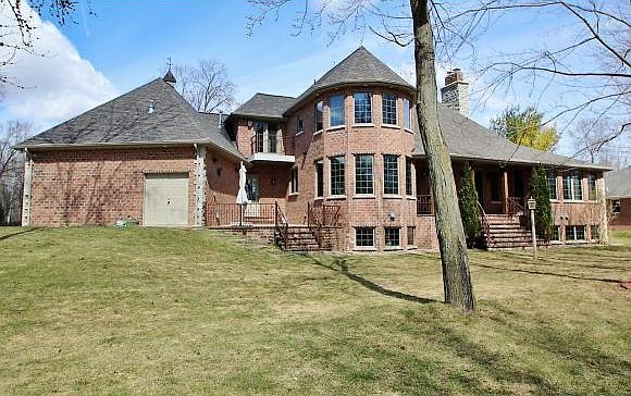 1st image of 1021 Thornberry Creek Dr