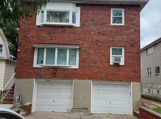2431 Victory Blvd, Staten Island, NY 10314