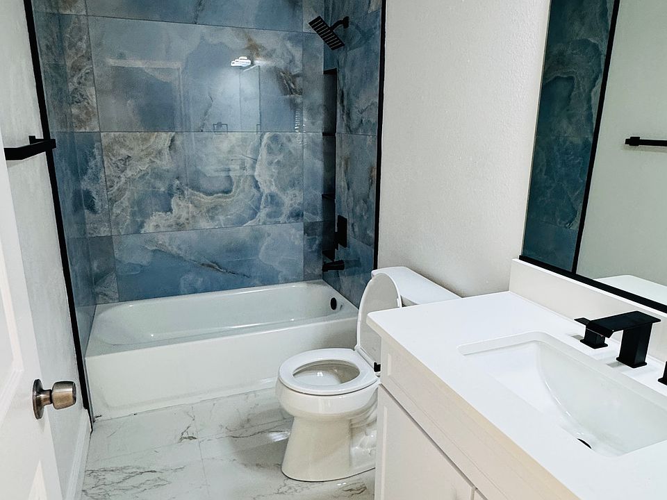 Newly Renovated Guest Bathroom