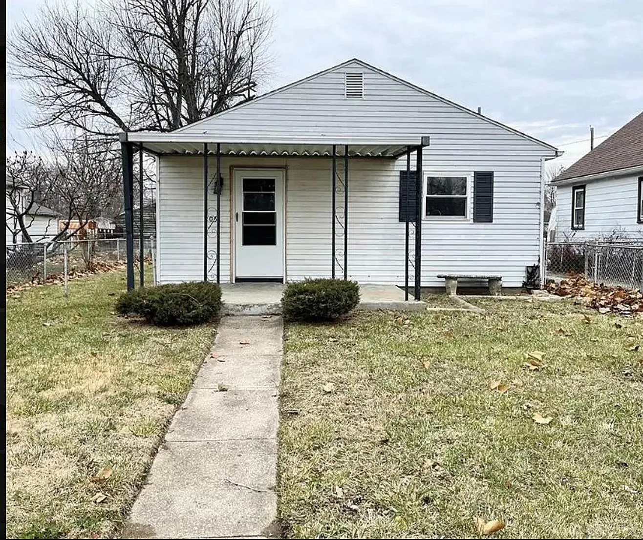2051 Ontario Ave photo 1